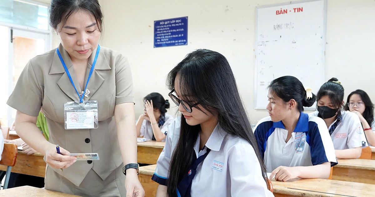 Thi THPT 2026 có tự luận không