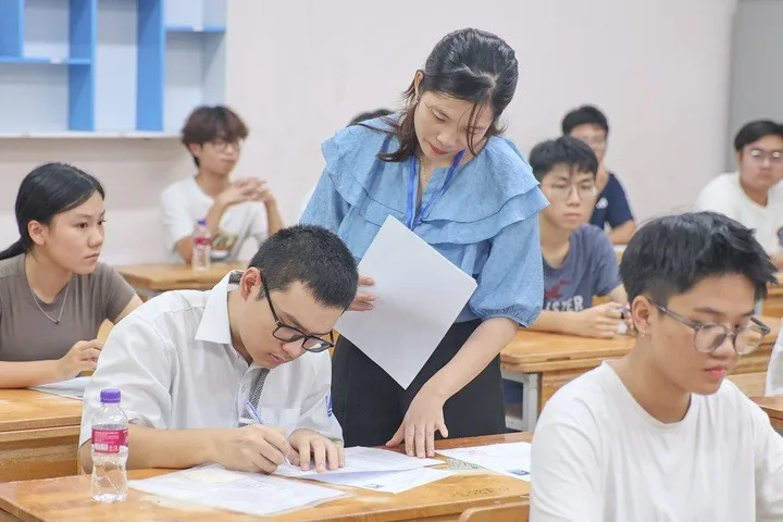 Casio 880 có được mang vào phòng thi không