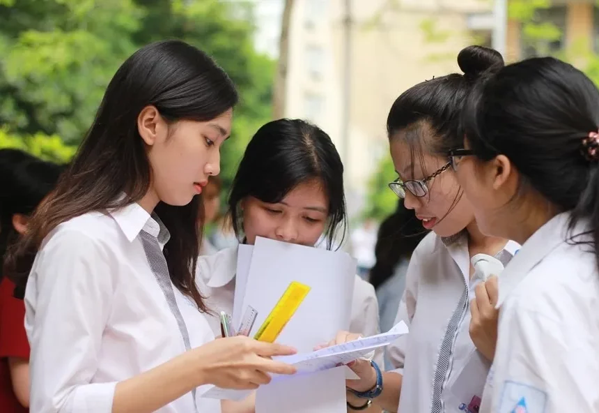 Casio 880 có được mang vào phòng thi không?