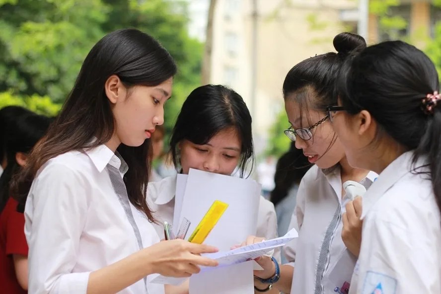 Casio 880 có được mang vào phòng thi không?