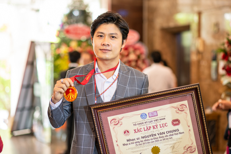 Nhạc sĩ Nguyễn Văn Chung sinh năm bao nhiêu