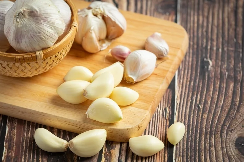 Ăn tỏi có tác dụng gì? 10 lợi ích cho sức khỏe bạn cần biết